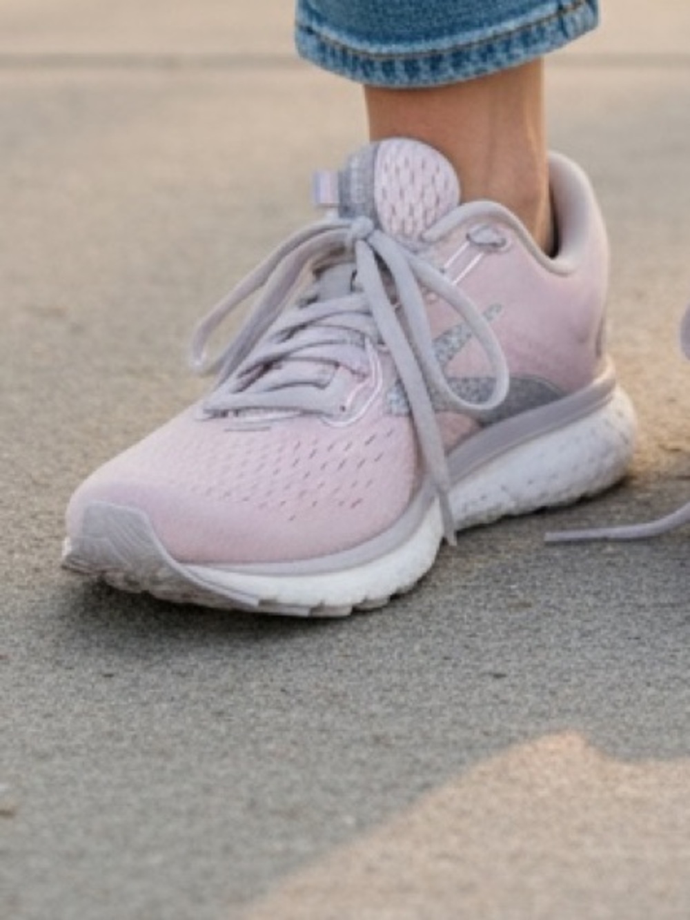 BROOKS Glycerin 18 snake skin Pale Pink Women's Athletic Sneakers
